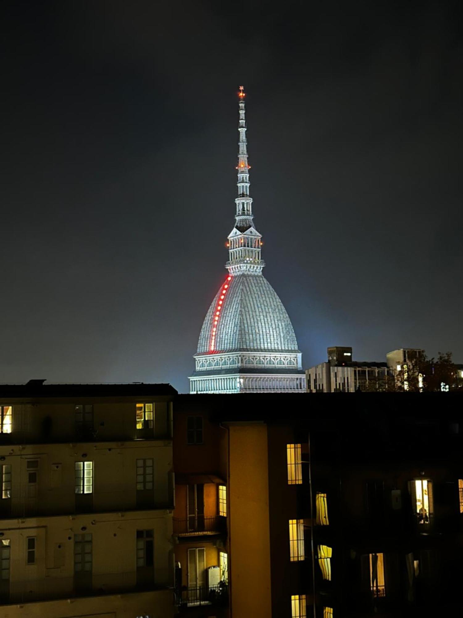 Le Finestre Sulla Mole Lägenhet Turin Exteriör bild